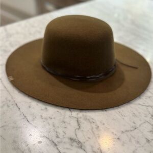 GIGI PIP Rue Open Crown Hat sz 57 cm